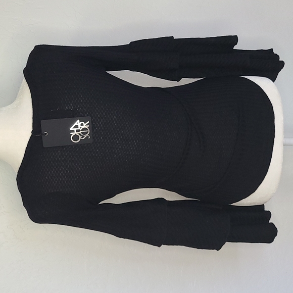 NWT Chaser bell sleeves shirt on the open road XS - Picture 8 of 9